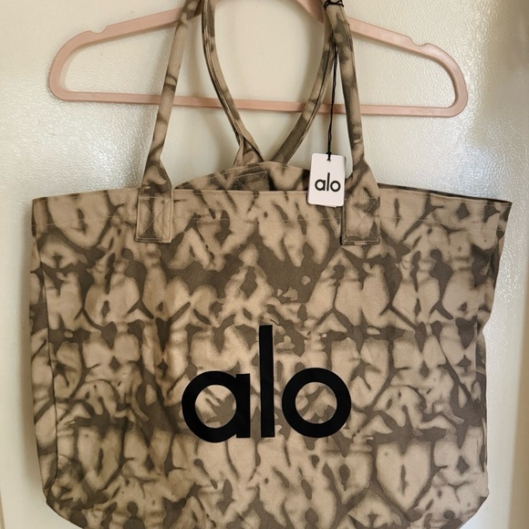 Handbags - ALO Yoga Patterned Tote Bag in Brown and Black